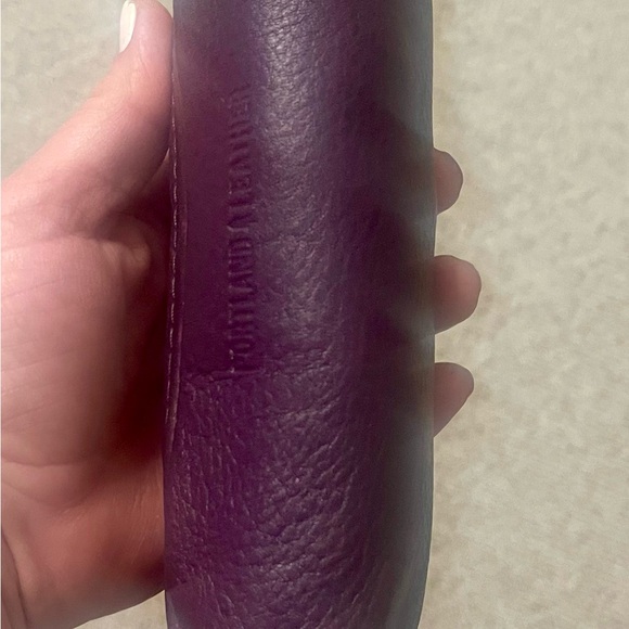 Portland Leather Plum Premium Ballpark - Picture 3 of 5